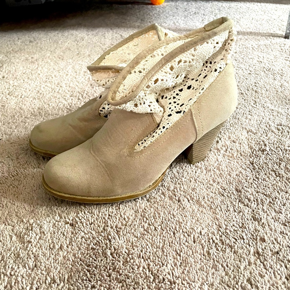 Suede&Crochet Heeled Booties